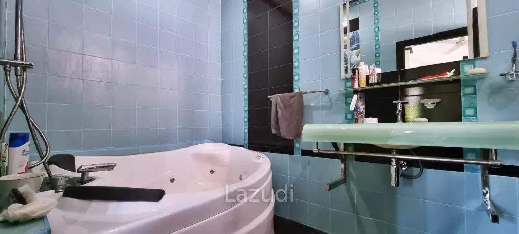 4 Beds 3 Baths 275 SQ.M. Ban Baramee