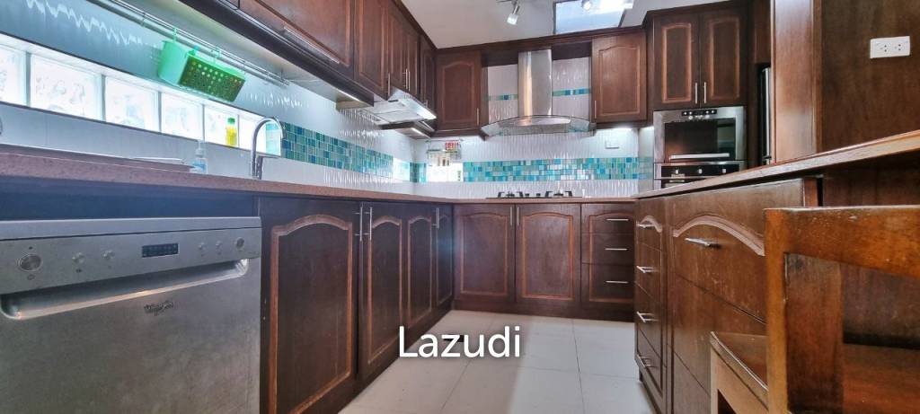 4 Beds 3 Baths 275 SQ.M. Ban Baramee
