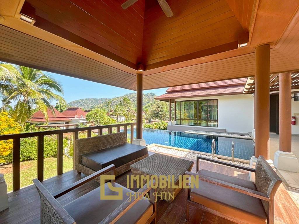 Panorama Khao Tao: Pool Villa im Bali-Stil mit 3 Schlafzimmern