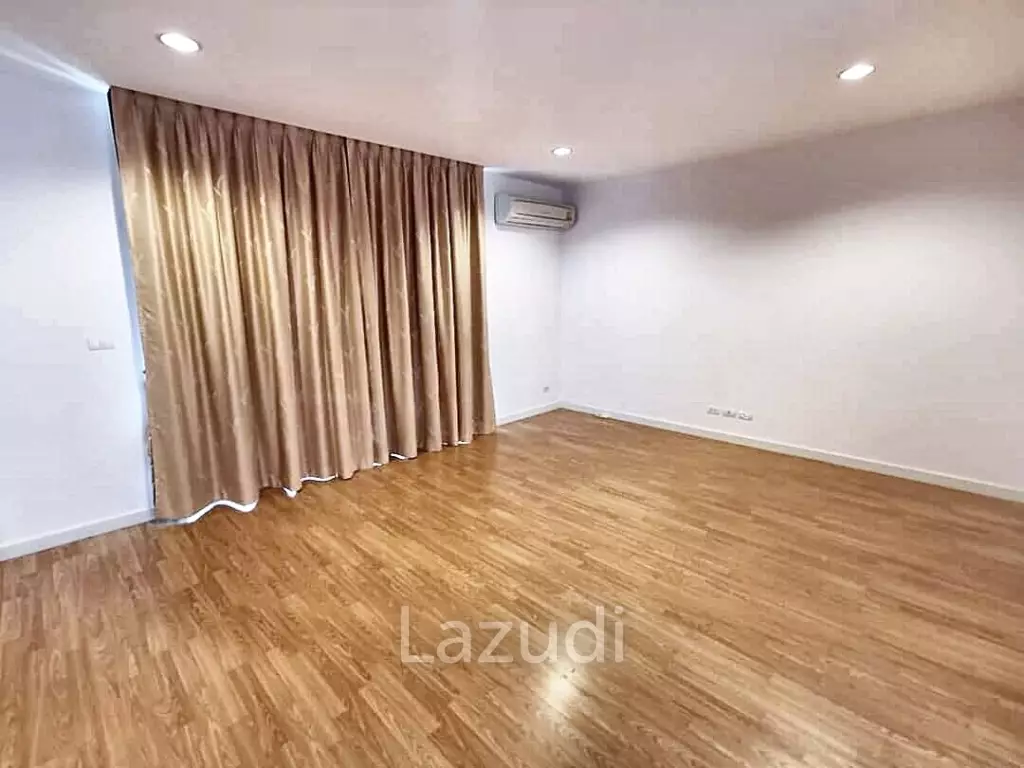 Home office for rent in Yannawa