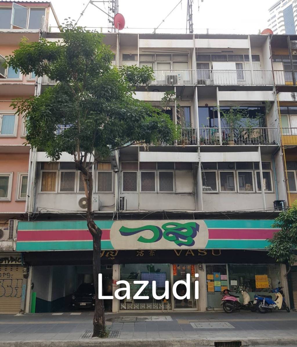 Prime Sukhumvit Main Sukhumvit Soi 30: 3 Shop houses in Phrom Phong - Ideal Investment Opportunity