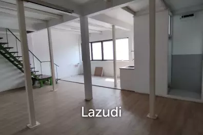 Prime Sukhumvit Main Sukhumvit Soi 30: 3 Shop houses in Phrom Phong - Ideal Investment Opportunity