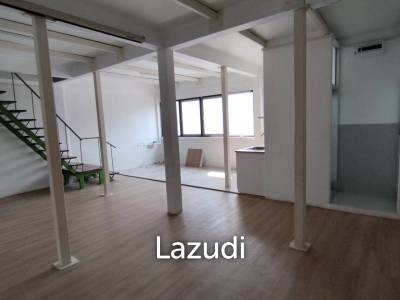 Prime Sukhumvit Main Sukhumvit Soi 30: 3 Shop houses in Phrom Phong - Ideal Investment Opportunity