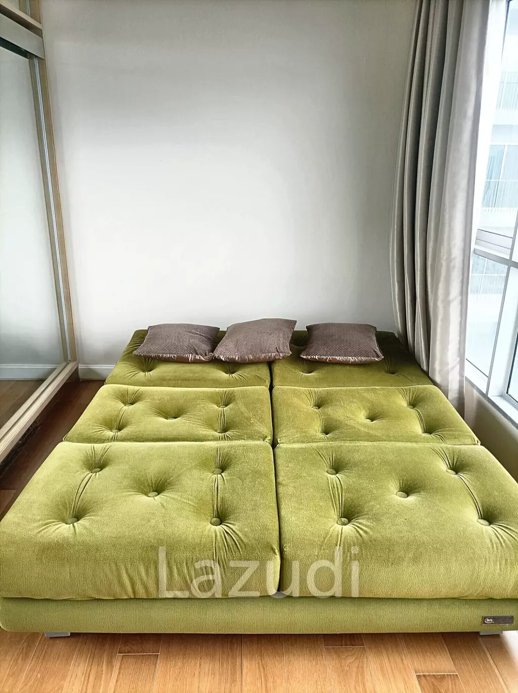 3 Bedroom 2 Bathroom 96 SQ.M Hive Taksin