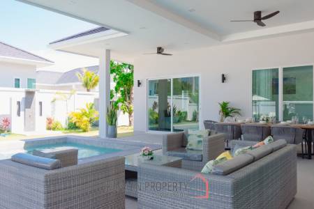 285 sqm Pool villas in Thap Tai Hua Hin – Tavisa Luxury Villas ( Type Deluxe )