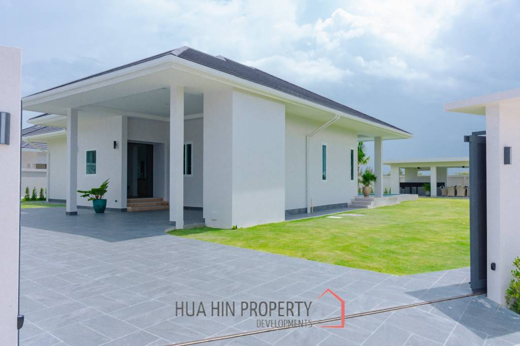 3 Bed 3.5 Bath 303.10 SQ.M Tavisa Luxury Villas, Type Luxury