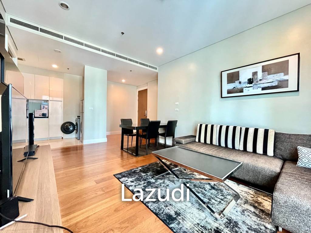 67.5 sqm 1 Bedroom Condo on High Floor at Bright Sukhumvit 24, Khlong Toei Bangkok