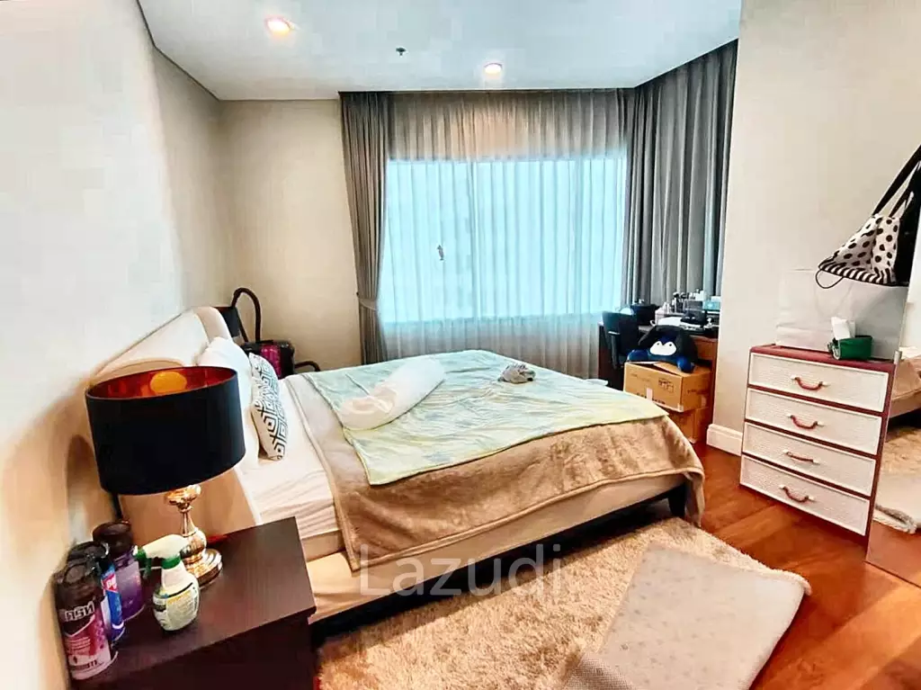 2 Bed 2 Bath 67 SQ.M Bright Sukhumvit 24