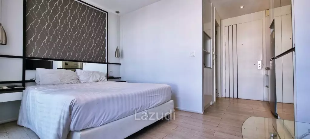 Studio 1 Bath 30 SQ.M. Maxx City Condotel