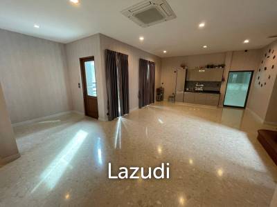 4 Bed 5 Bath 500 Sqm Grand Bangkok Boulevard Sukhumvit