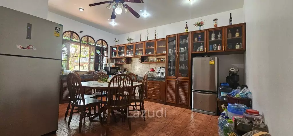 European-Thai Style Villa for Sale in Mabprachan