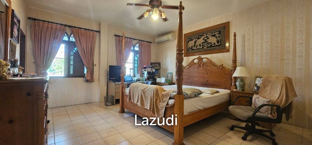 European-Thai Style Villa for Sale in Mabprachan