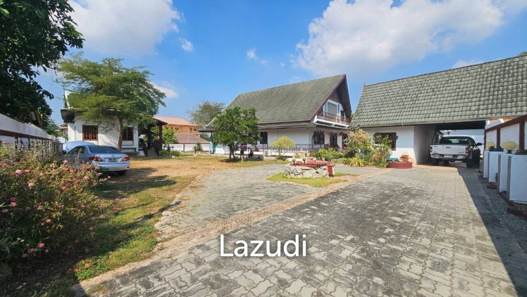 European-Thai Style Villa for Sale in Mabprachan