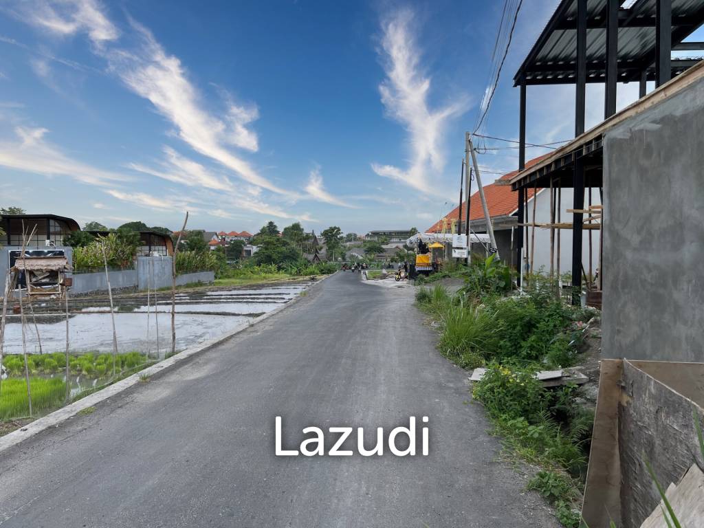 VERY RARE OPPORTUNITY! SMALL FREEHOLD PLOT IN BERAWA, CANGGU
