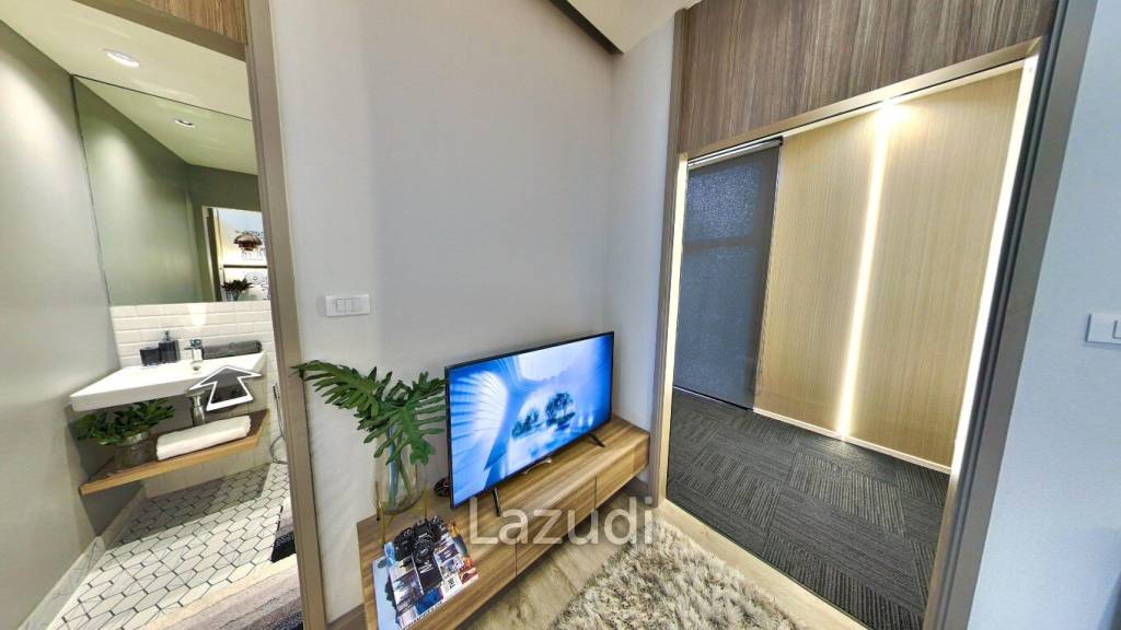 1 Bed 1 Bath 33.34 SQ.M. Altitude Unicorn Sathorn-Thapha