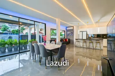 7 Beds 7 Baths 457 SQ.M. Phoenix Villa