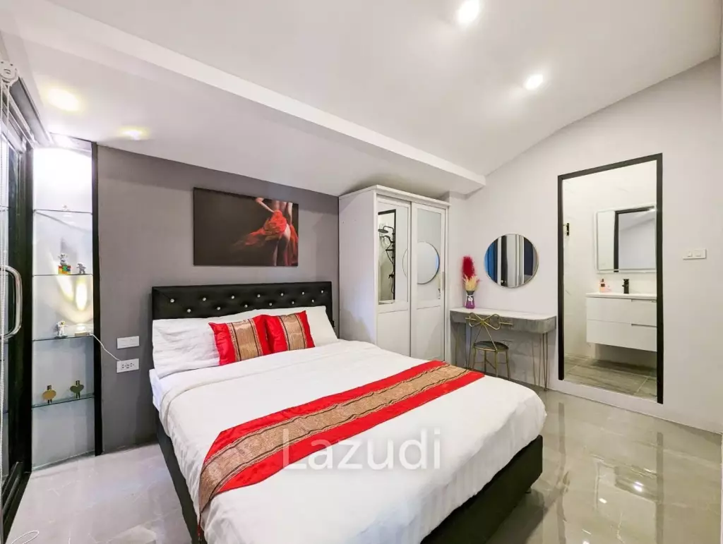 7 Beds 7 Baths 457 SQ.M. Phoenix Villa