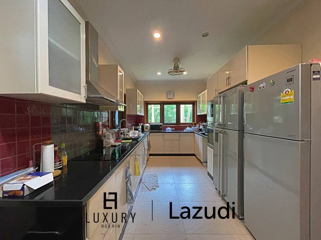 Large 4 Bed Pool Villa For Sale Coconut Garden Hinlekfai