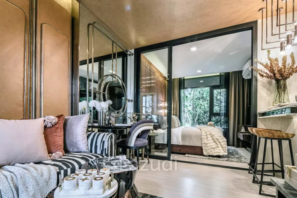 1 Bed 1 Bath 32.20 SQ.M. Life Sathorn Sierra