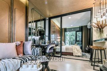 1 Bed 1 Bath 32.20 SQ.M. Life Sathorn Sierra