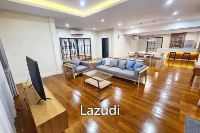 4 Bed 4 Bath 650 SQ.M House in Soi Sukhumvit 44