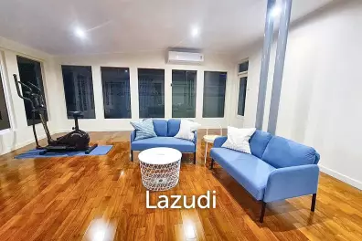 4 Bed 4 Bath 650 SQ.M House in Soi Sukhumvit 44