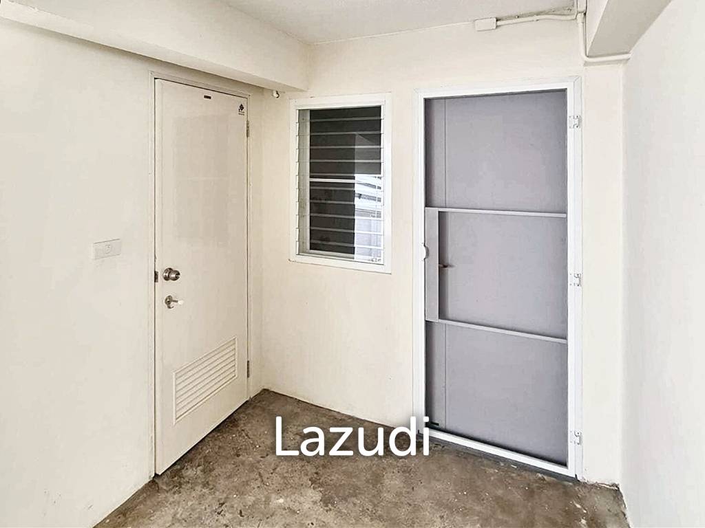 4 Bed 4 Bath 650 SQ.M House in Soi Sukhumvit 44