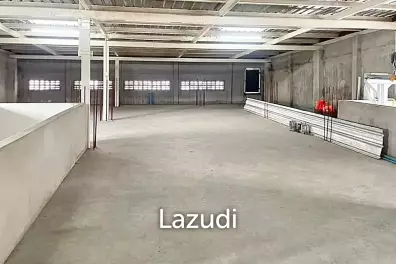 Commercial building for rent in Suan Luang/ Rama9