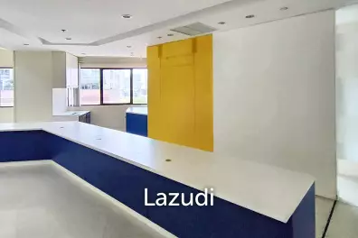 Office space for rent in Watthana