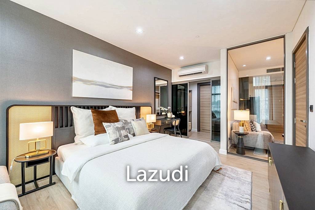 1 Bed 1 Bath 55 SQ.M The Room Charoenkrung 30