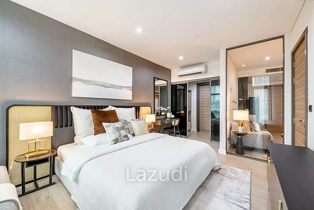 1 Bed 1 Bath 55 SQ.M The Room Charoenkrung 30