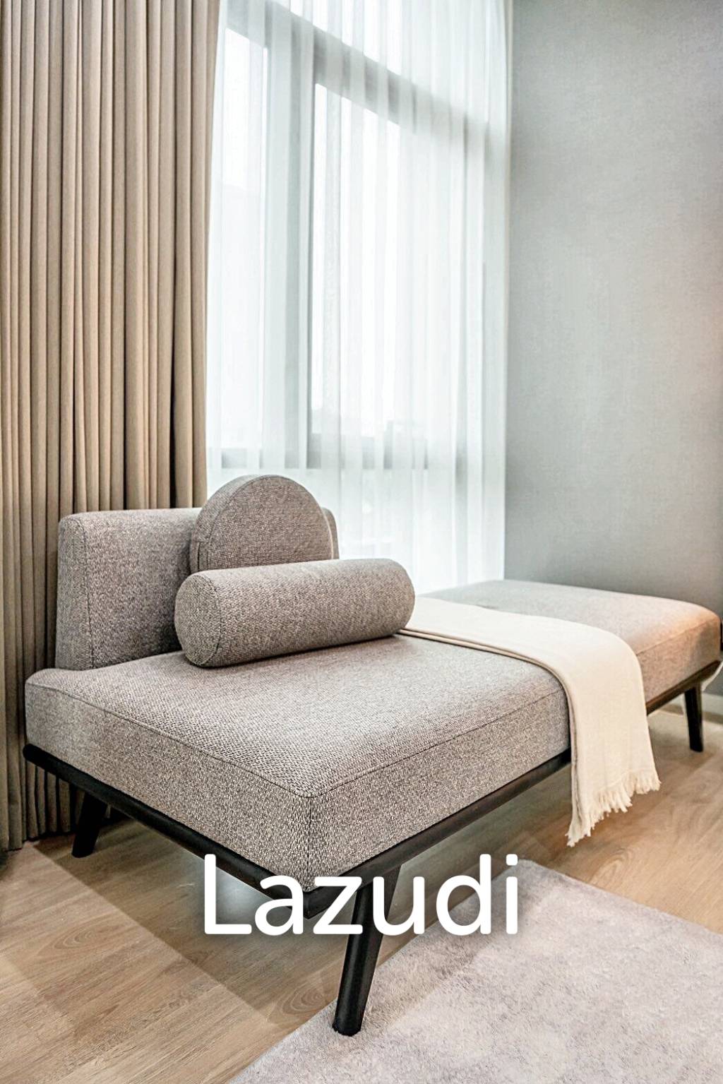 1 Bed 1 Bath 55 SQ.M The Room Charoenkrung 30