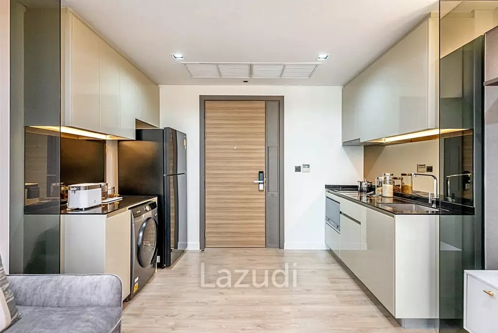 1 Bed 1 Bath 55 SQ.M The Room Charoenkrung 30