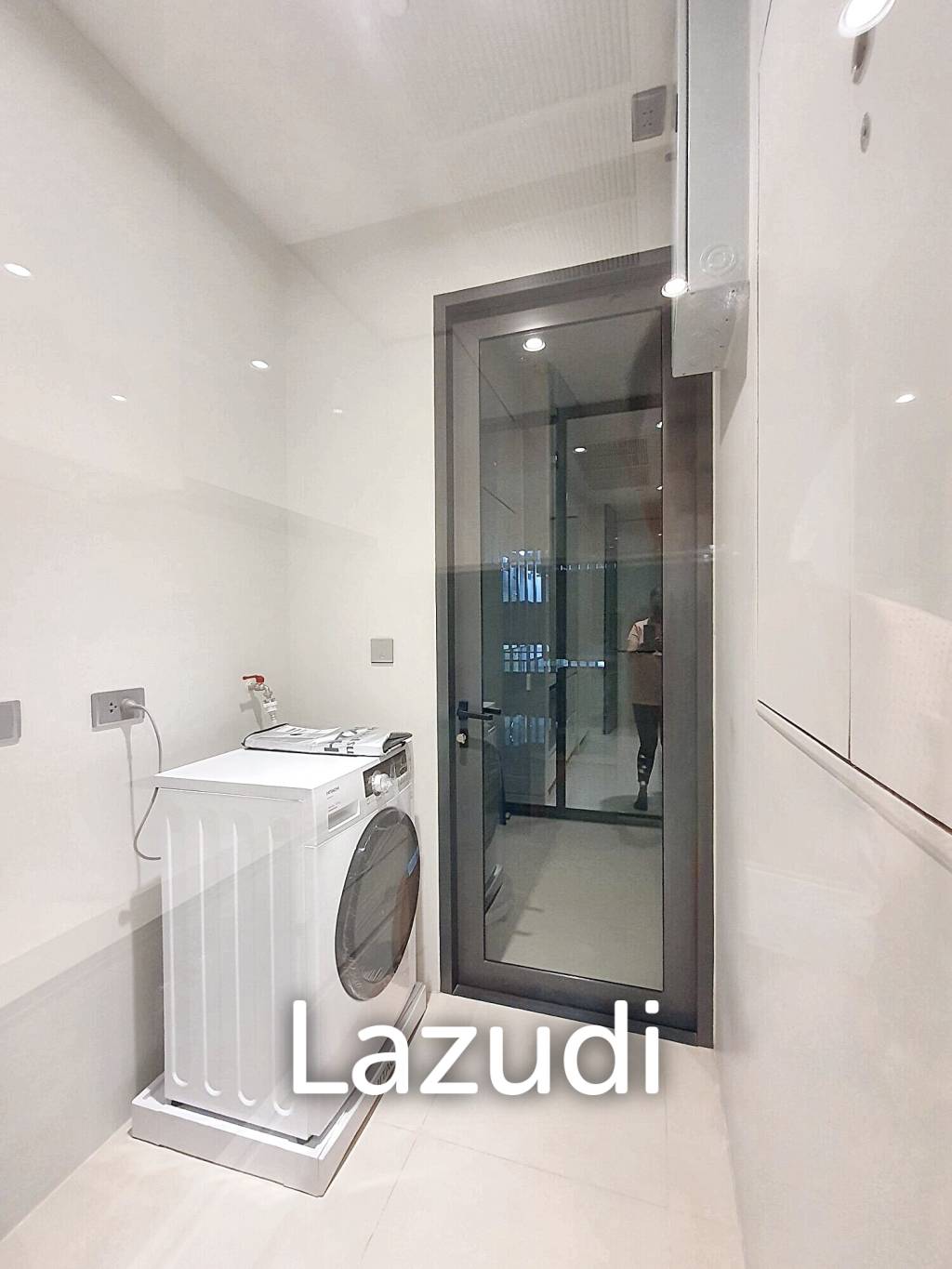 2 Bedrooms 2 Bathrooms 101 SQ.M Vittorio
