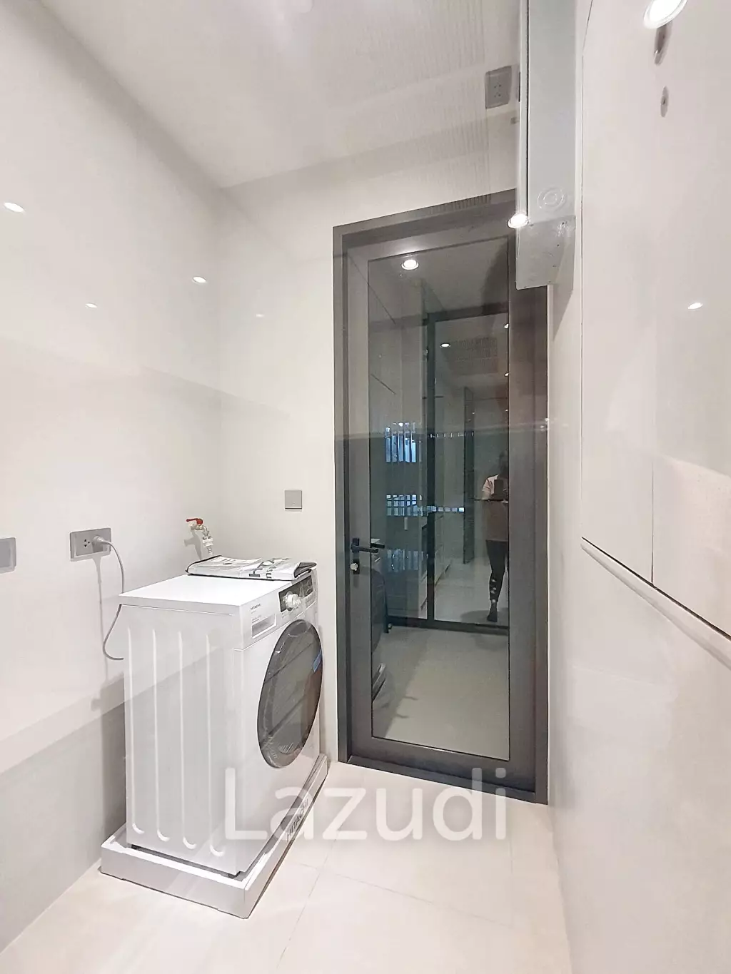 2 Bedrooms 2 Bathrooms 101 SQ.M Vittorio