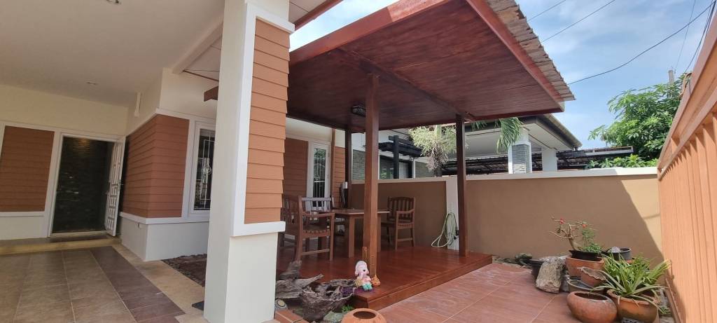 2 Bedroom House For Rent In Phuket Town