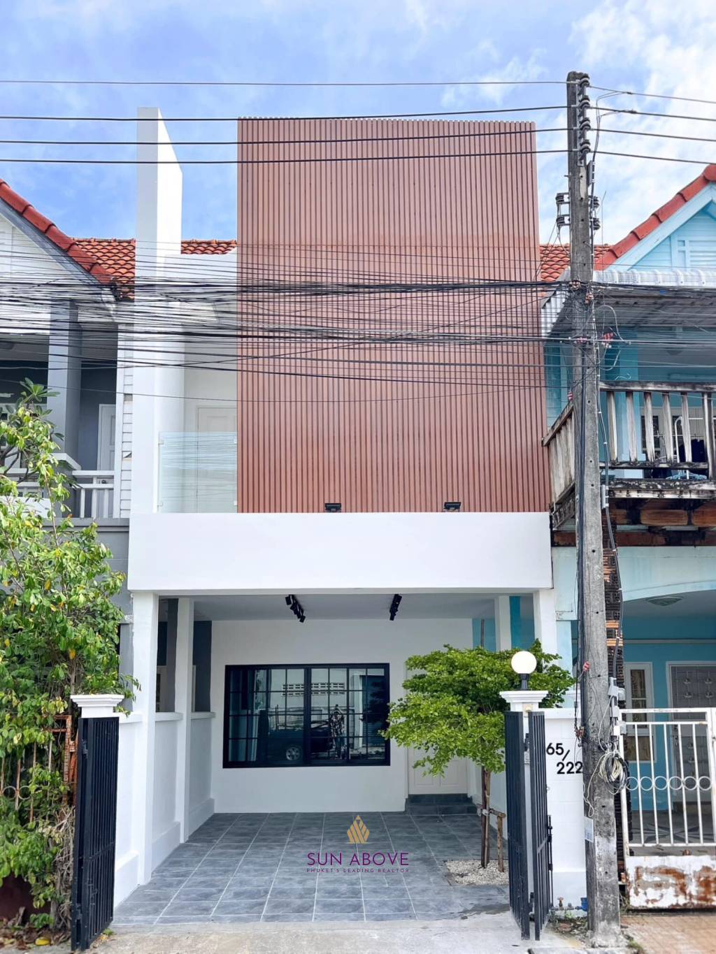 Minimal Modern Style Townhouse For Sale In Muang Phuket