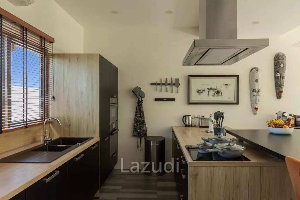 4 Bedrooms Villa For Rent 5 Mins Form Nai Harn Beach