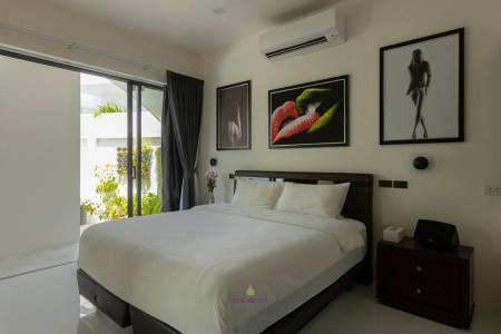 4 Bedrooms Villa For Rent 5 Mins Form Nai Harn Beach