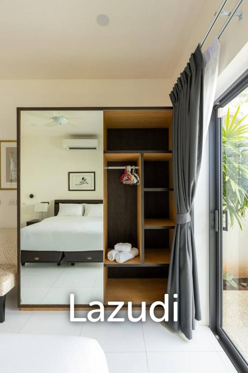 4 Bedrooms Villa For Rent 5 Mins Form Nai Harn Beach