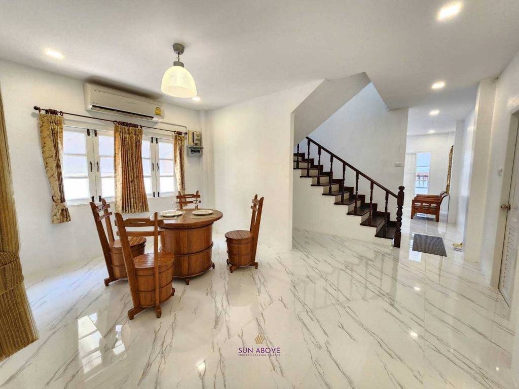 3 Bed 4 Bath House in Phuket Town For Rent