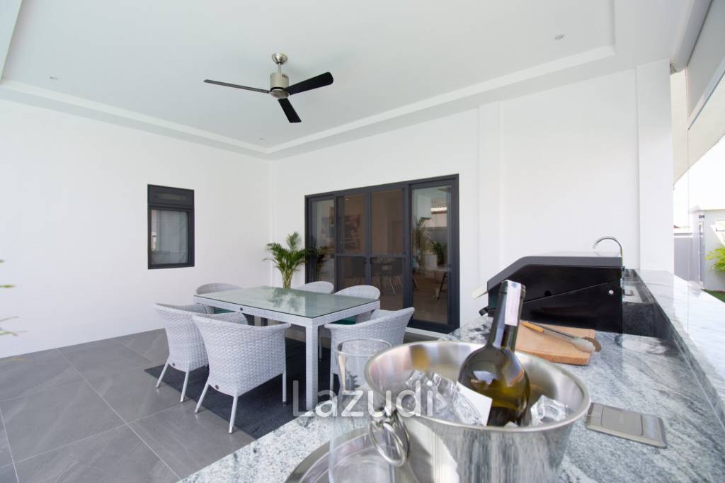 3 Bed 2.5 Bath 192 SQ.M Mali Vista Villa Signature Design