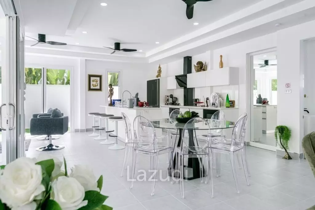 5 Bedrooms Villa In Rawai For Sale-Rent