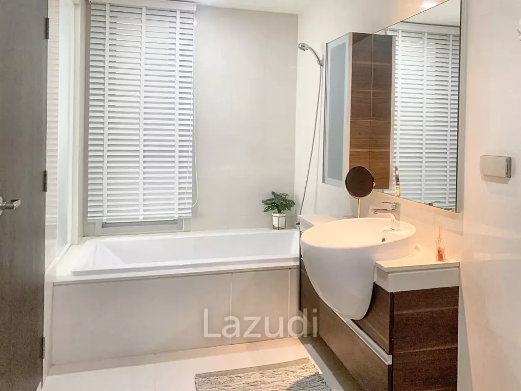2 Bed 1 Bath 60 SQ.M Sky Walk Condominium