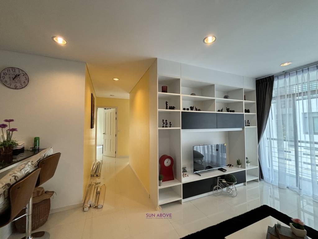 3 bed 2 bath 100 SQ.M. Condo for rent