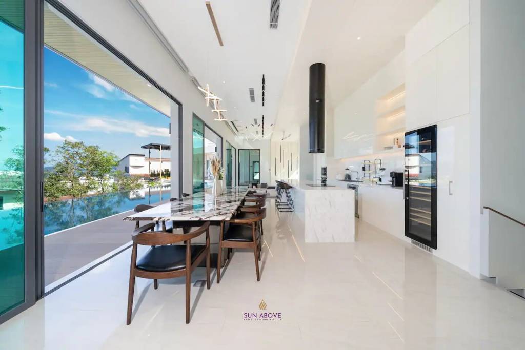 Brandnew Luxury Villa For Rent And Sale In Patong