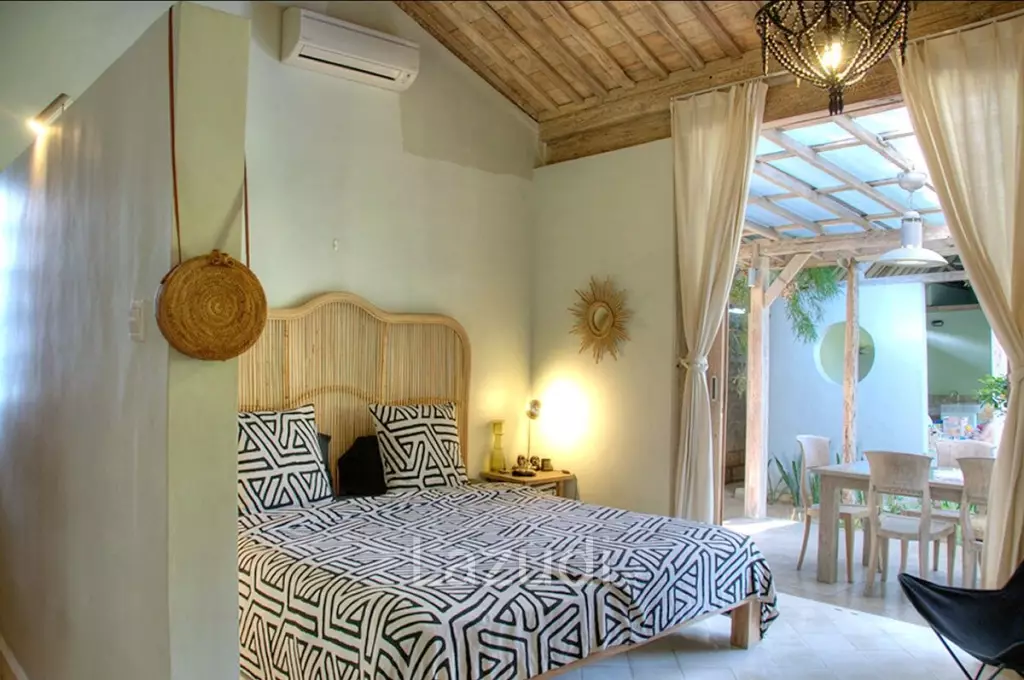 Beautiful 5 Bedrooms Villa in Quiet Central Kerobokan