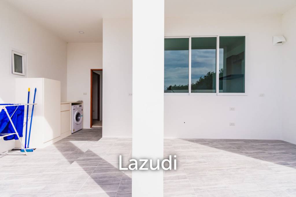 4 Bed 3 Bath 250 SQ.M Weaver Villas