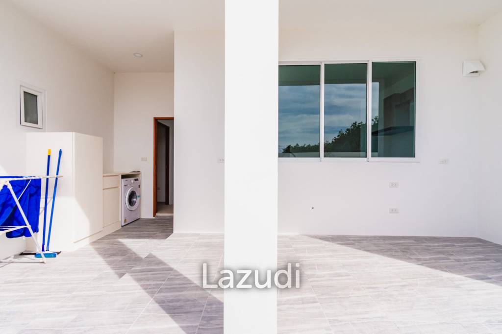 4 Bed 3 Bath 250 SQ.M Weaver Villas