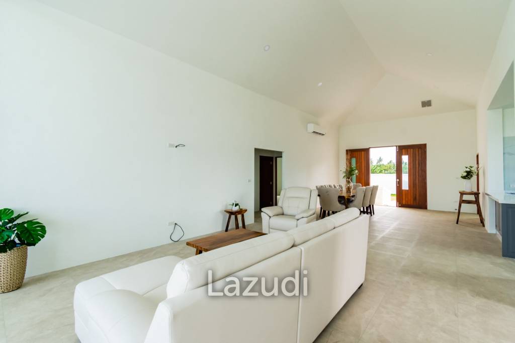 4 Bed 3 Bath 250 SQ.M Weaver Villas